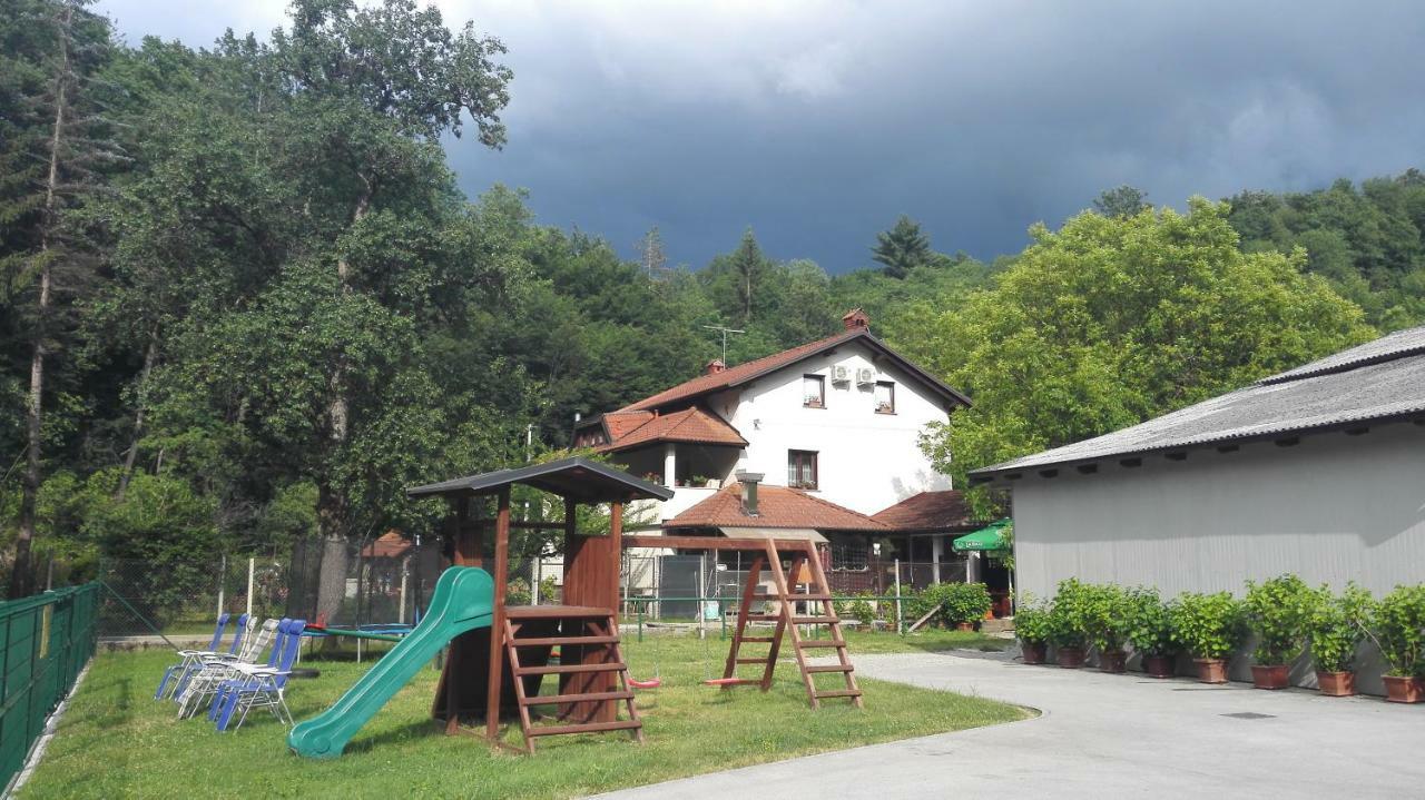 Domacija Bubec Villa Ilirska Bistrica Bagian luar foto